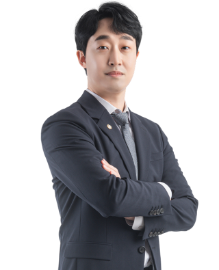 강지운 파트너변호사
